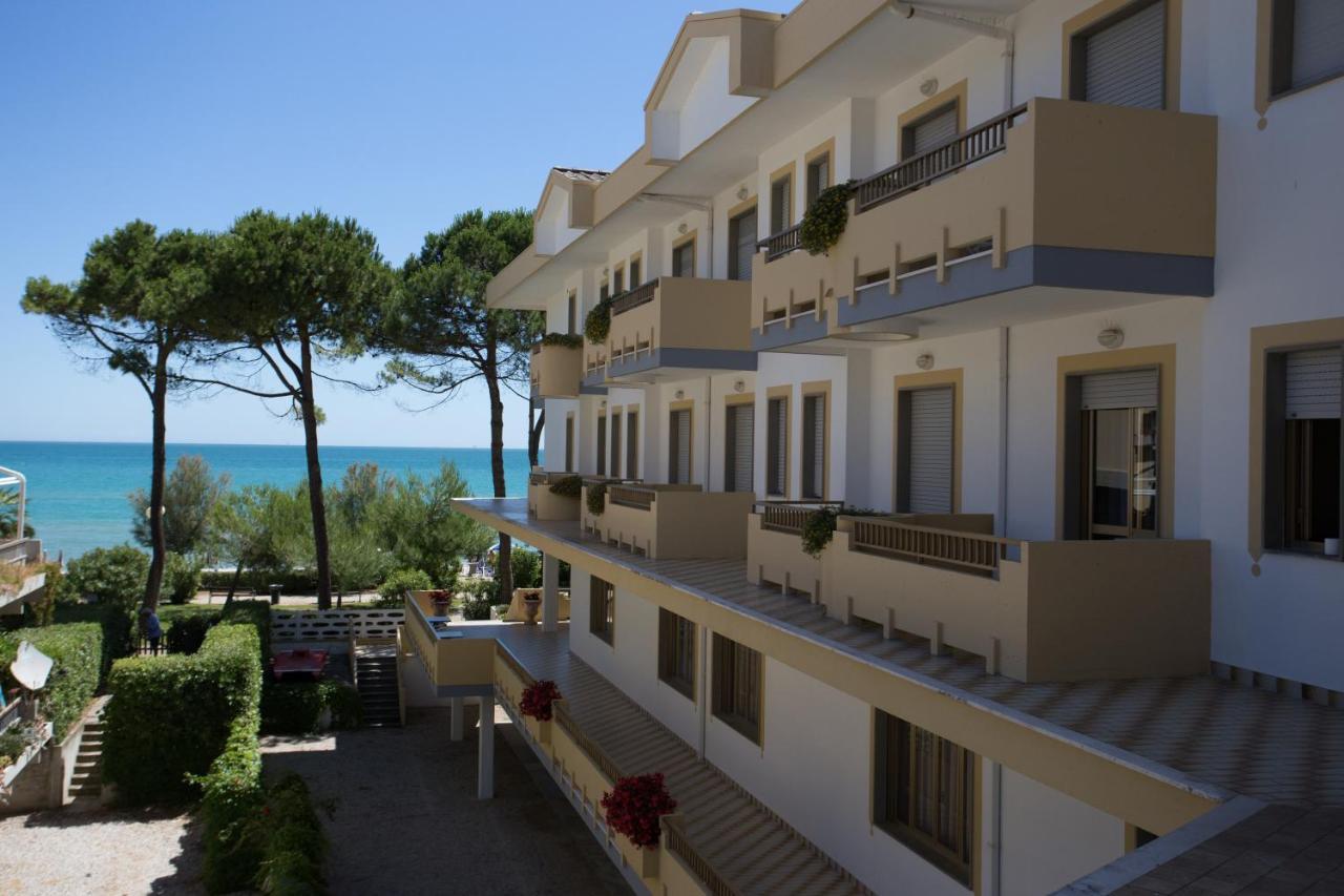Hotel Abruzzo Pineto Dış mekan fotoğraf