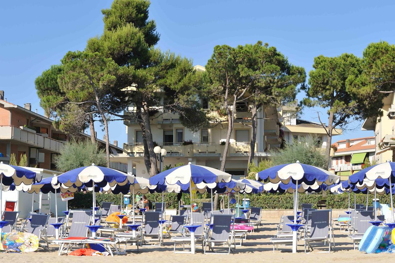 Hotel Abruzzo Pineto Dış mekan fotoğraf