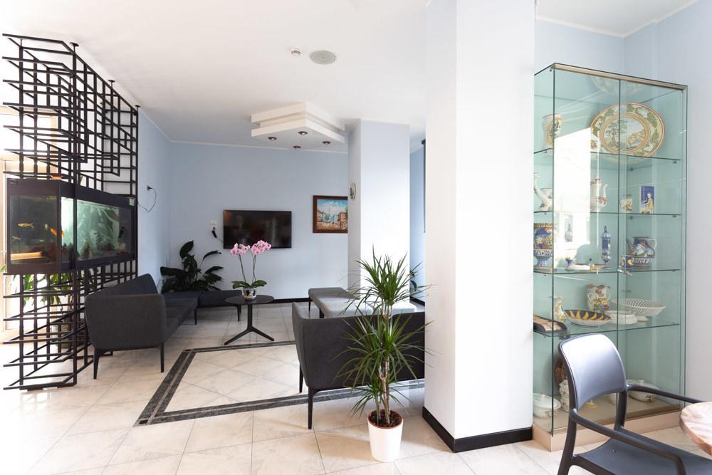 Hotel Abruzzo Pineto Dış mekan fotoğraf
